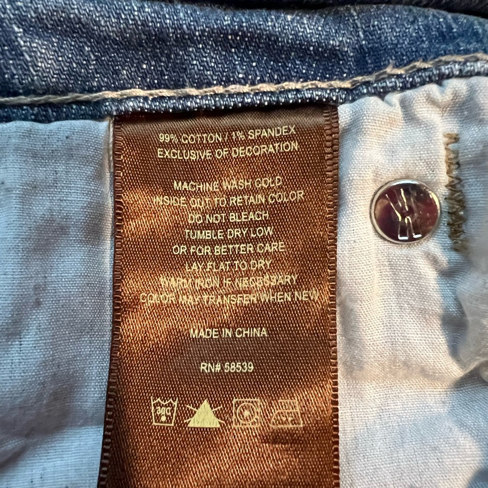 Kut from the Kloth Slightly Distressed Catherine Boyfriend Jeans - Size 4 - Picture 6 of 6